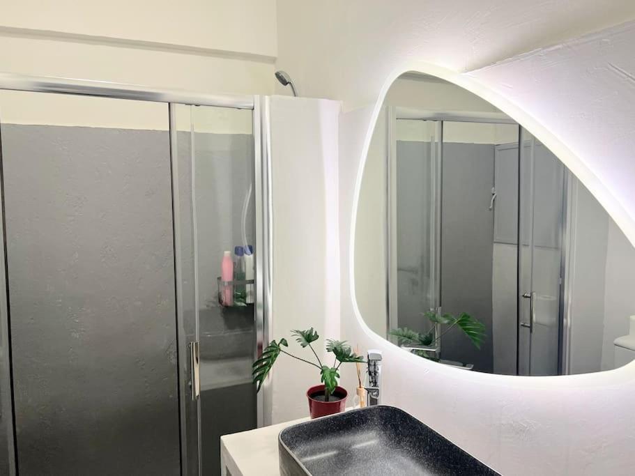 2Bdr Boutique Full Apt In Plaka Athen Eksteriør bilde
