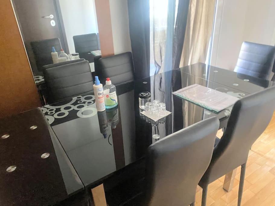 2Bdr Boutique Full Apt In Plaka Athen Eksteriør bilde
