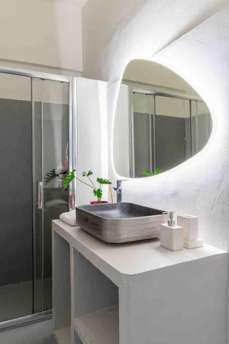 2Bdr Boutique Full Apt In Plaka Athen Eksteriør bilde